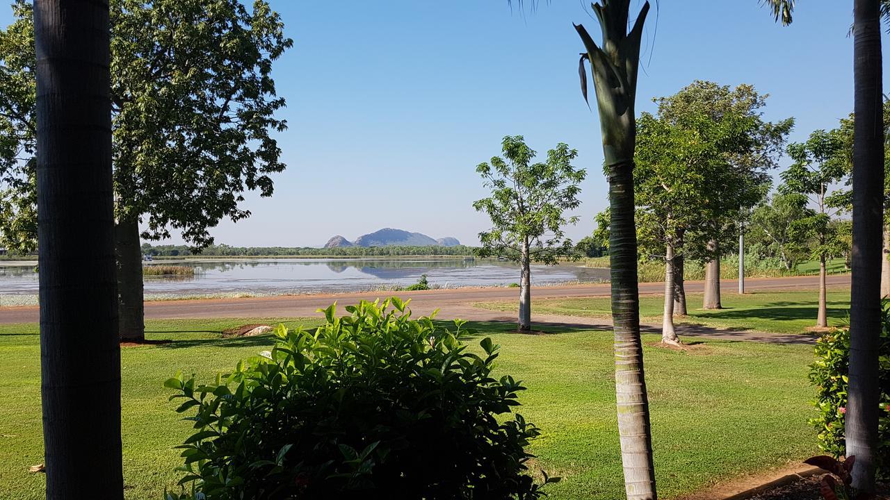 קונונורה Lakeview Apartments מראה חיצוני תמונה